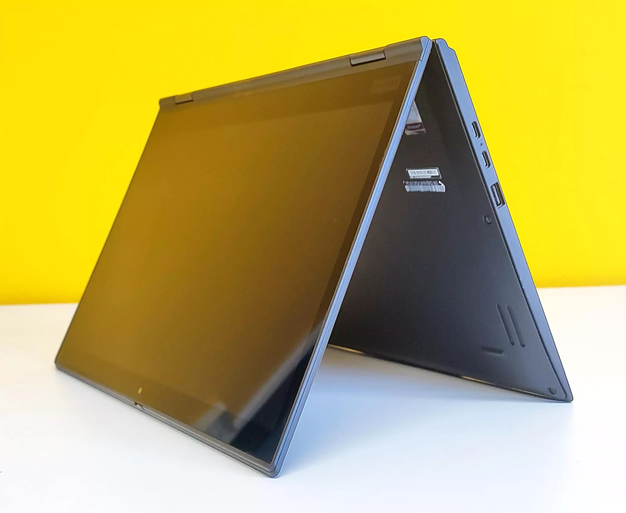 Lenovo ThinkPad X1 Yoga 2 Lenovo ThinkPad X1 Yoga 2